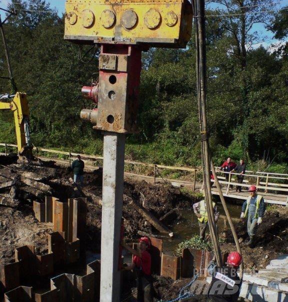 PVE 120T40 Oprema dodaci i rezervni delovi za zabijanje stubova