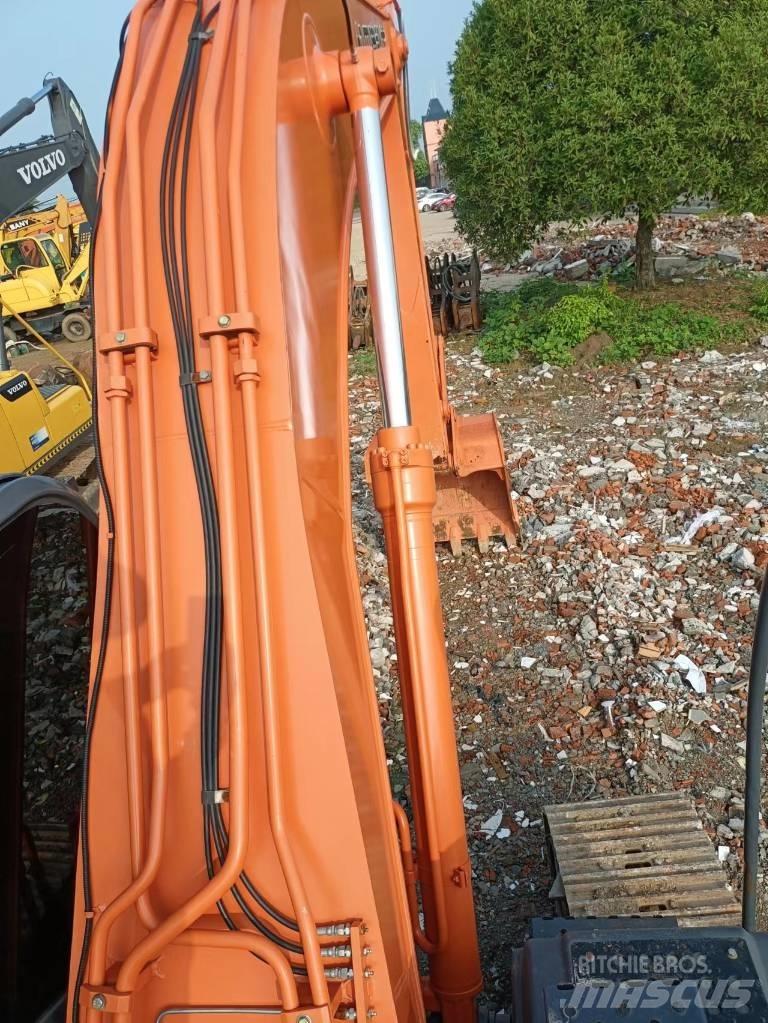 Hitachi ZX 250 LC Bageri guseničari