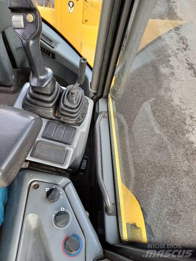 Volvo L 30 B Utovarivači na točkove