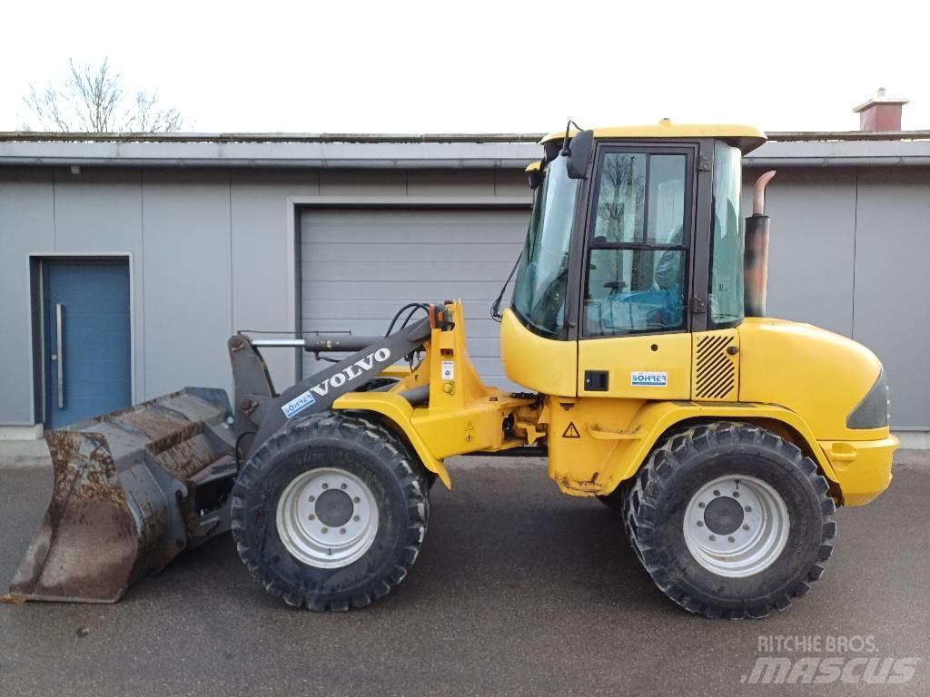 Volvo L 30 B Utovarivači na točkove