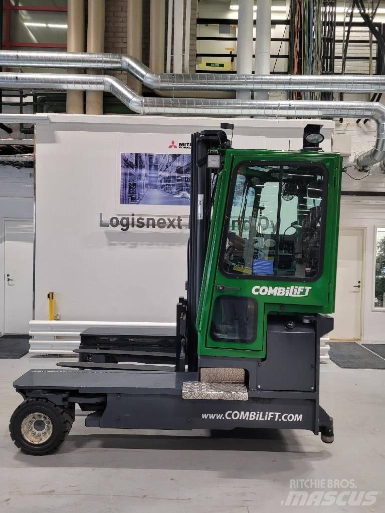 Combilift C 4000 Viljuškari sa 4-stranskim dohvatom