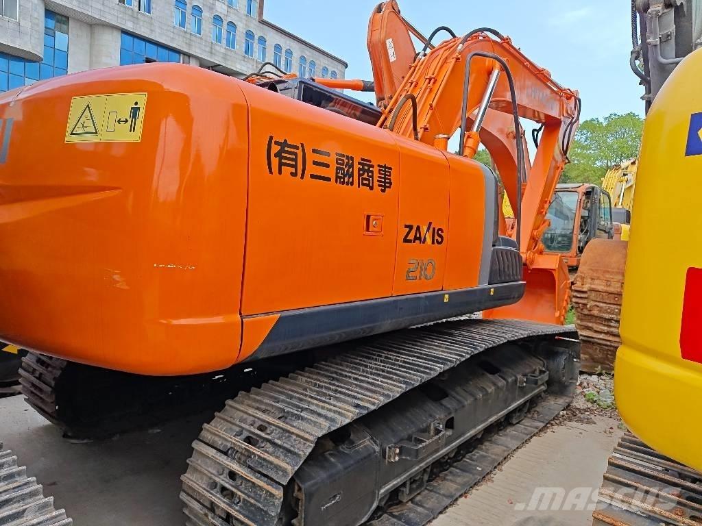 Hitachi ZX 210 Bageri guseničari