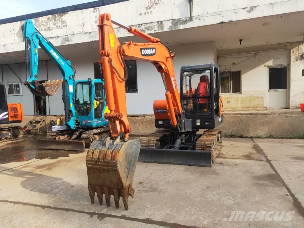 Doosan DH55 Mini bageri < 7t