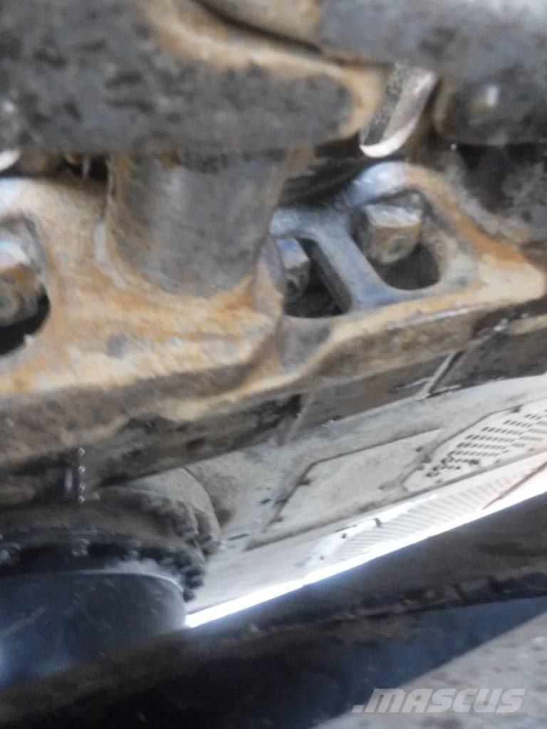 Hitachi ZX 210 LC-7 Bageri guseničari