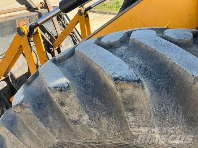 JCB 4 CX Rovokopači