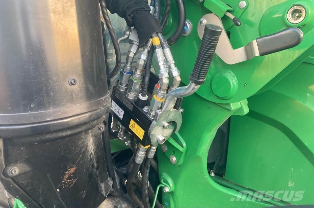 John Deere 6120M Traktori