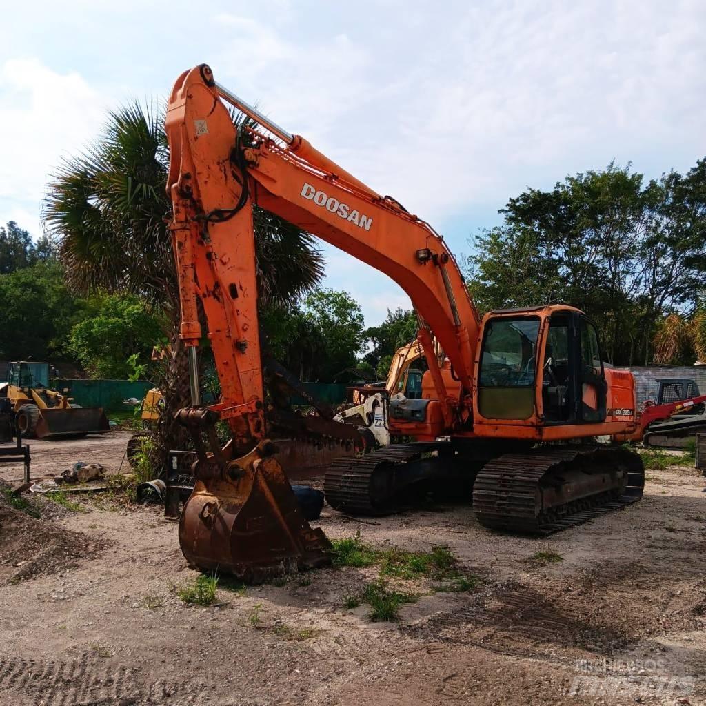 Doosan DX 225 LC Bageri guseničari