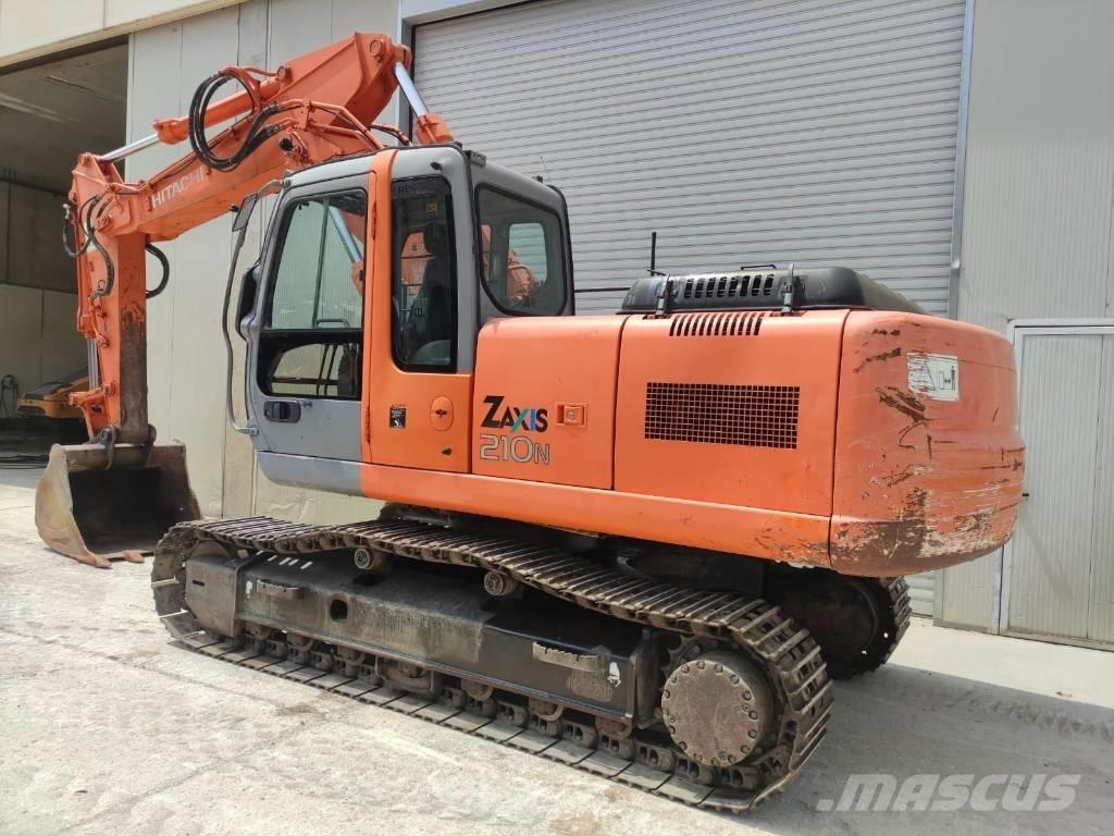 Hitachi ZX210N Bageri guseničari