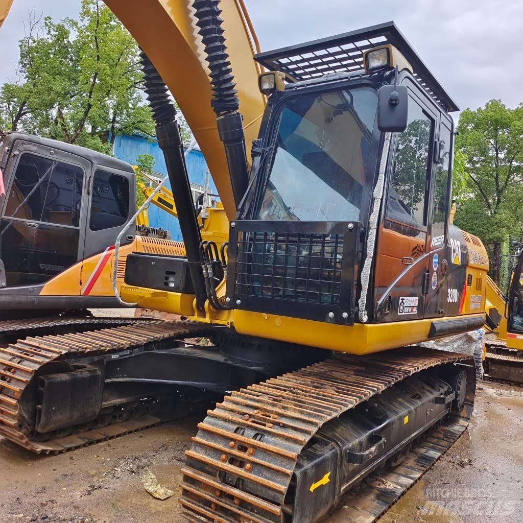 CAT 320D2 Bageri guseničari