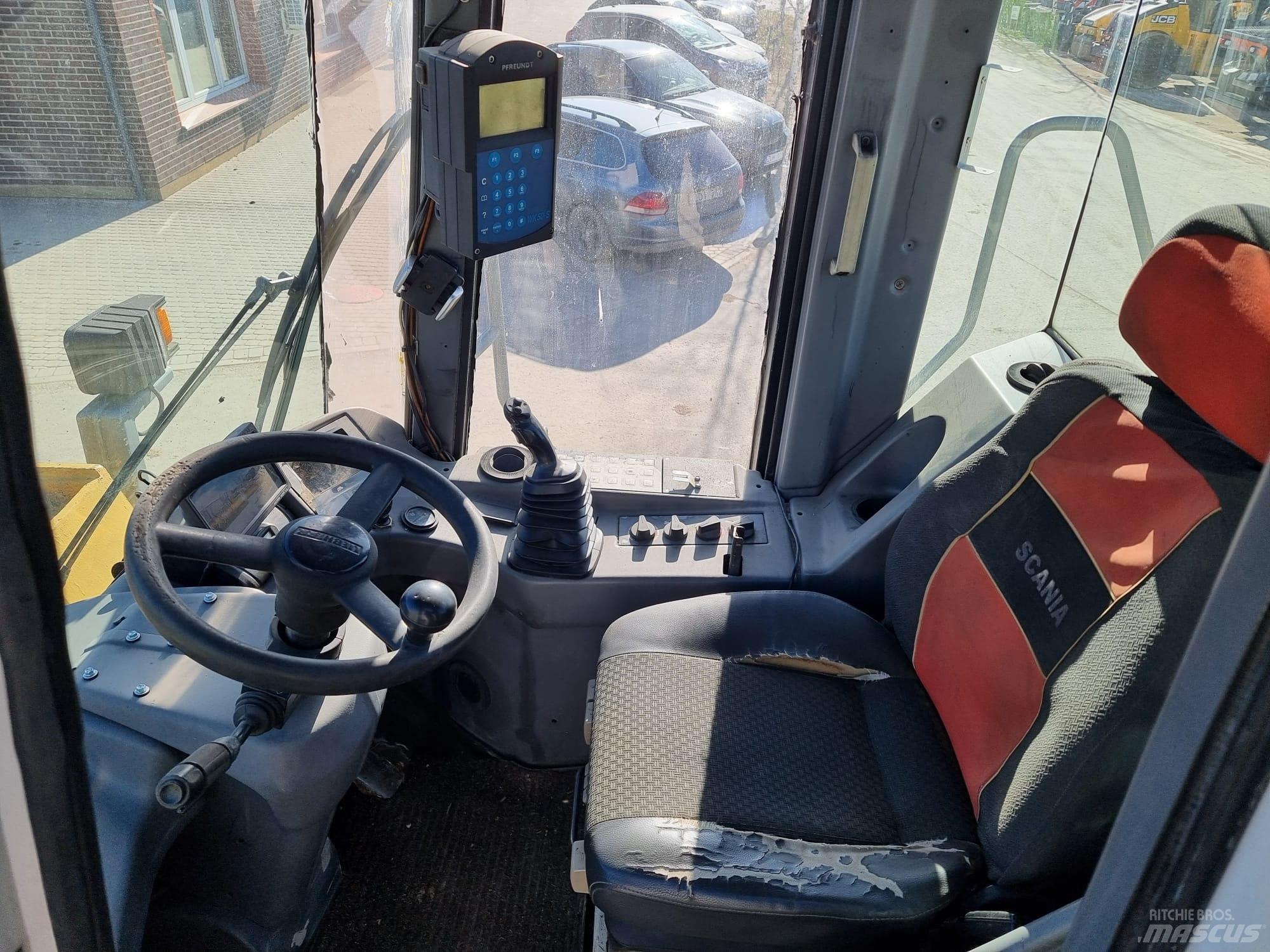 Liebherr L 564 Utovarivači na točkove