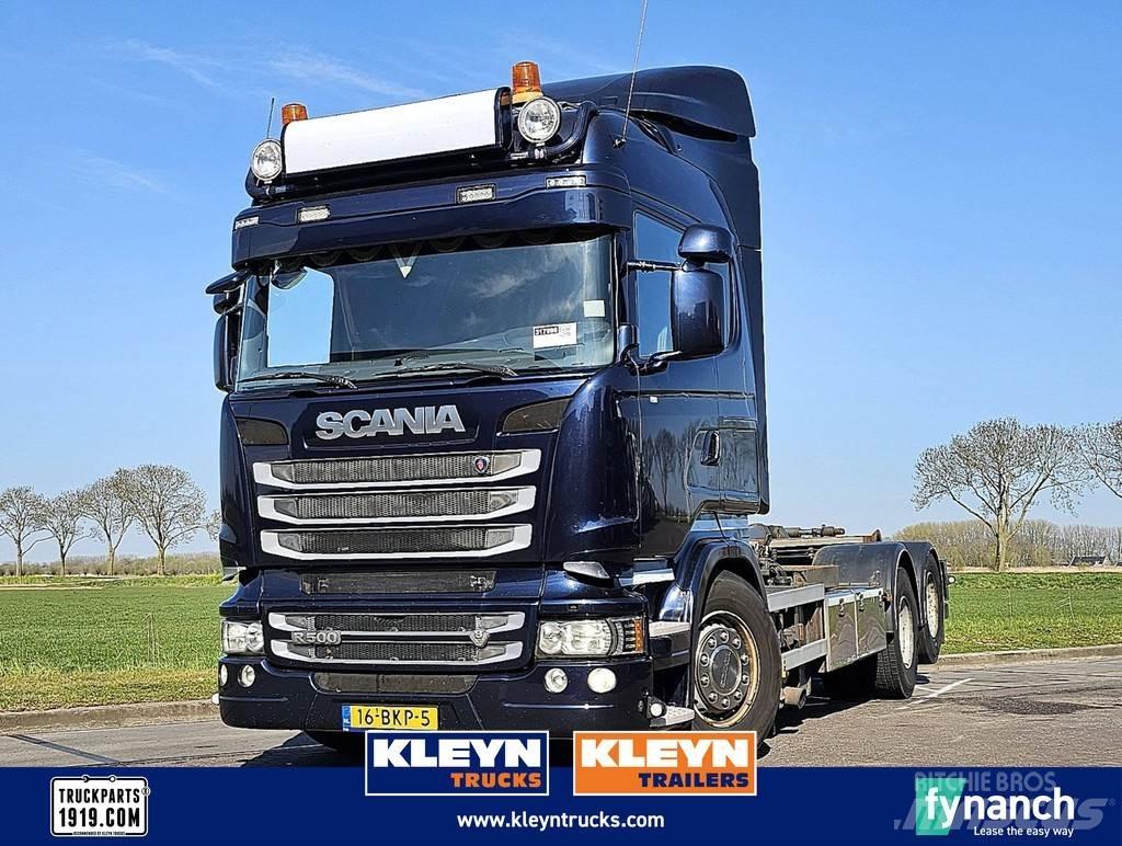 Scania R500 Rol kiper kamioni sa kukom za podizanje tereta