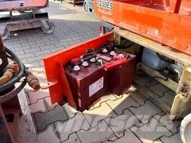 JLG 1230 ES Makazaste platforme