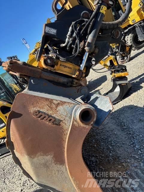 CAT 320 Bageri guseničari