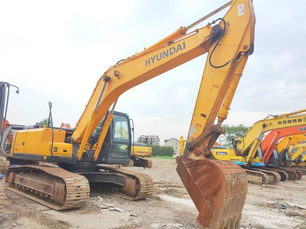 Hyundai R225LC-7 Bageri guseničari