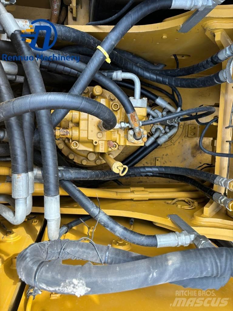 CAT 323 Bageri guseničari