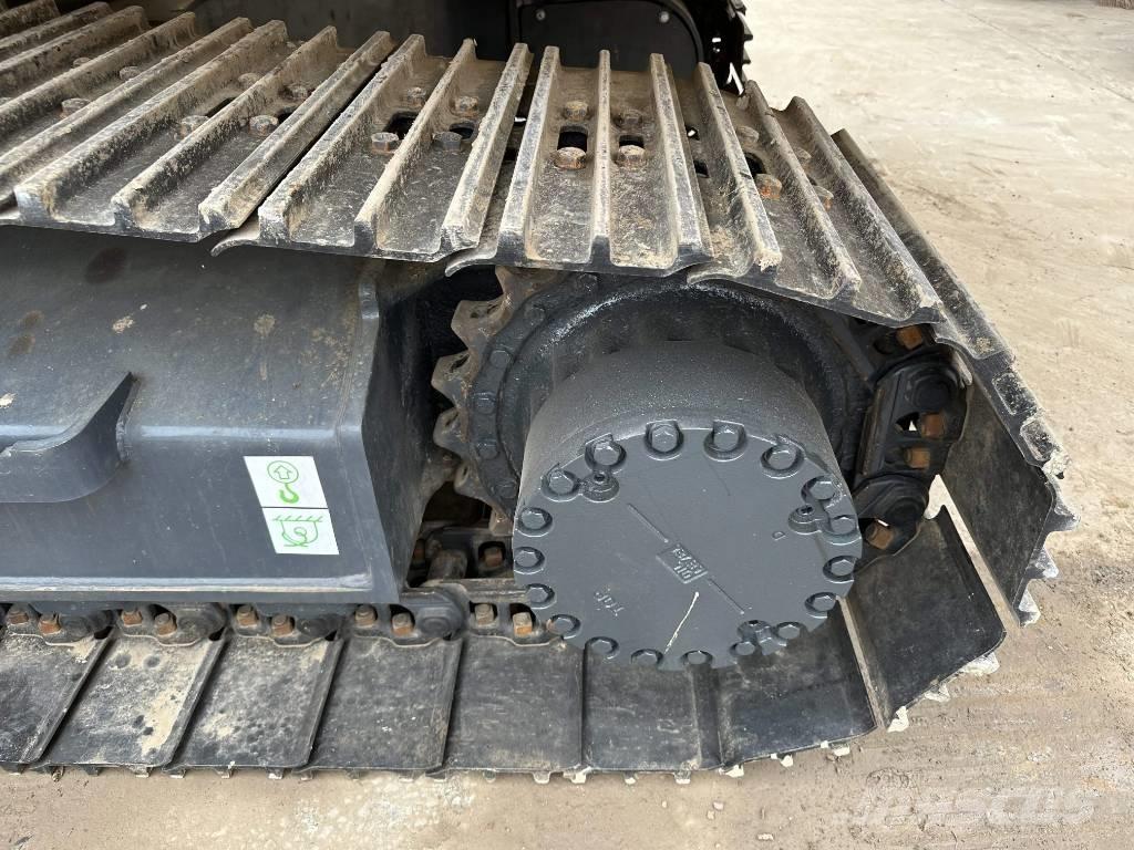 Komatsu PC200-8 Bageri guseničari