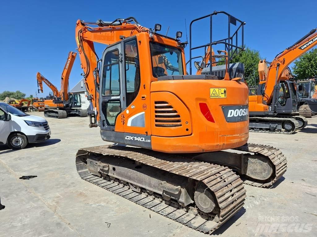 Doosan DX 140 LCR Bageri guseničari