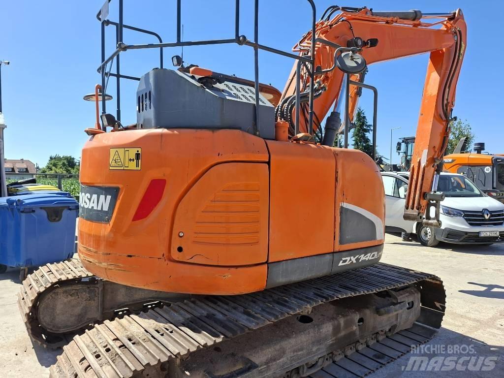 Doosan DX 140 LCR Bageri guseničari