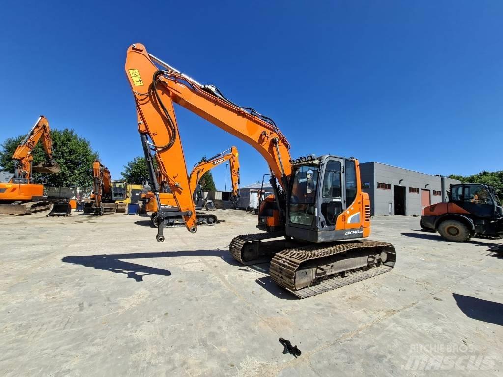 Doosan DX 140 LCR Bageri guseničari