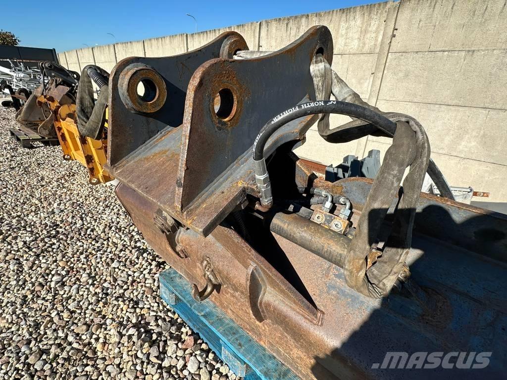 Hitachi ZX170-5B Utovarne korpe