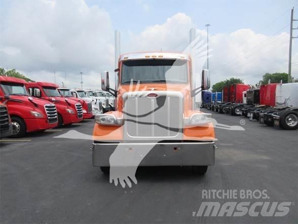 Peterbilt 567 Tegljači