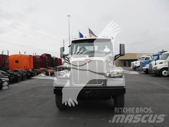 Peterbilt 567 Tegljači
