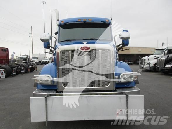 Peterbilt 567 Tegljači