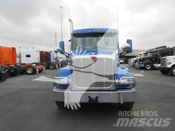 Peterbilt 567 Tegljači