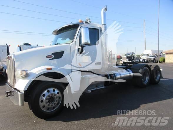 Peterbilt 567 Tegljači