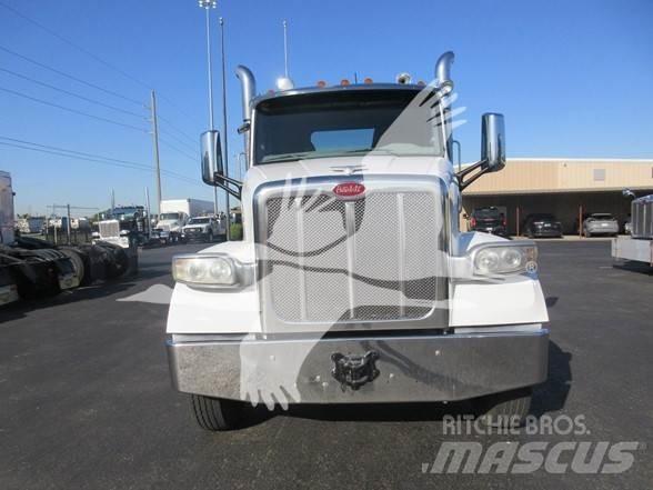 Peterbilt 567 Tegljači
