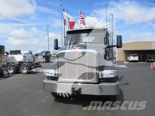 Peterbilt 567 Tegljači