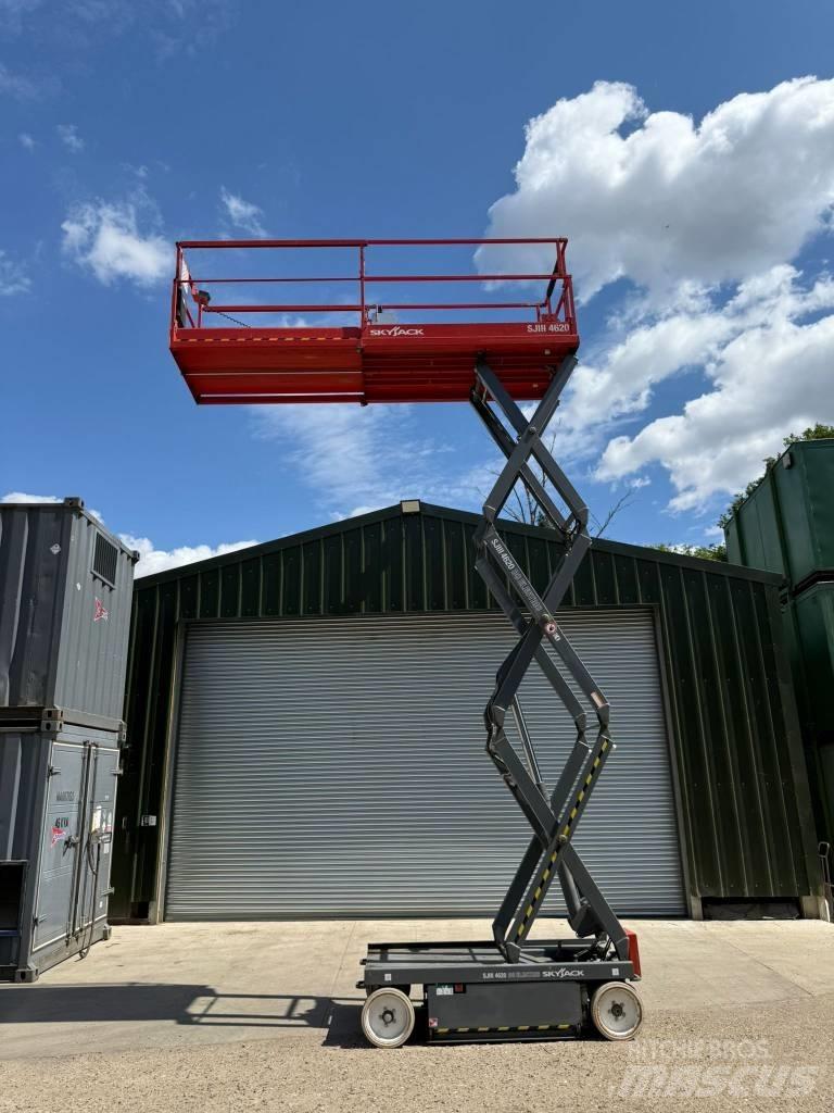 SkyJack SJ 4620 Makazaste platforme