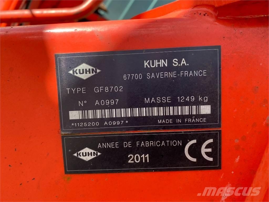 Kuhn GF 8702 Okretači i sakupljači sena