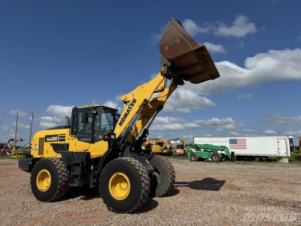Komatsu WA 320 Utovarivači na točkove