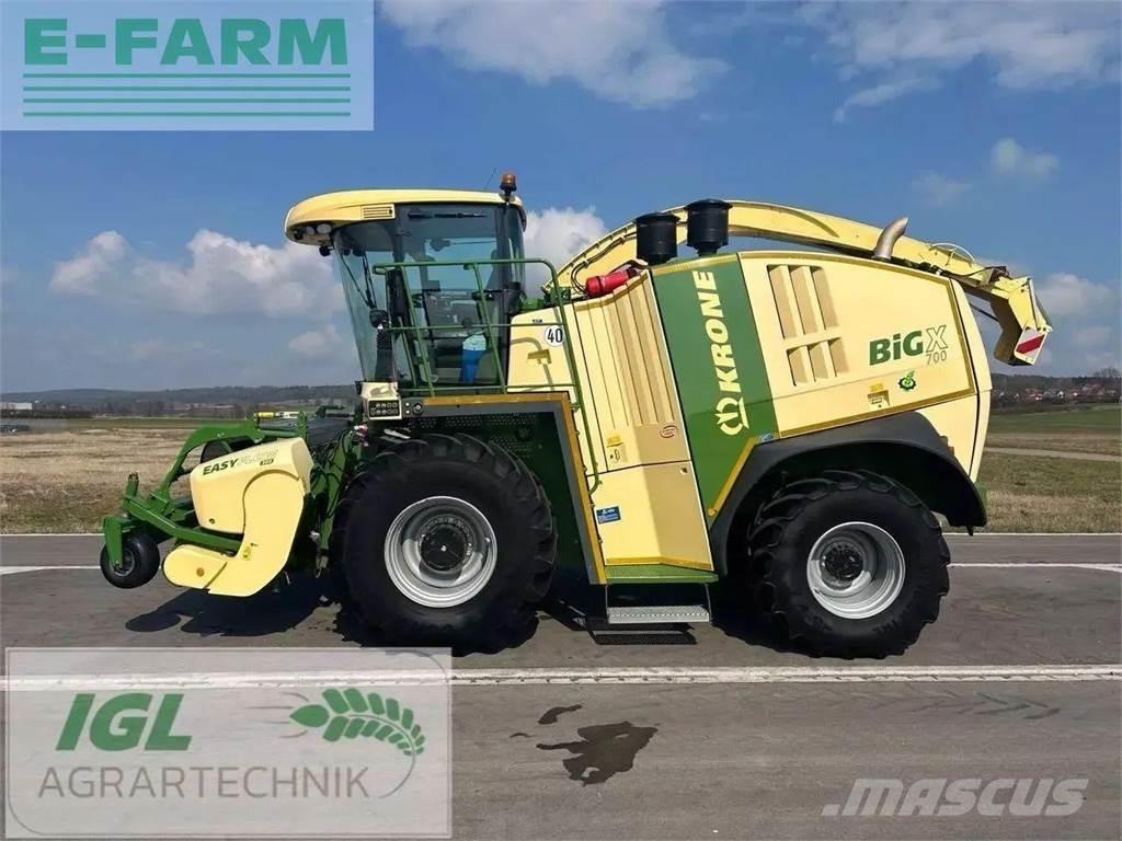Krone big x 700 i Mašine za stočnu hranu sa sopstvenim pogonom