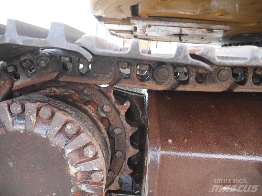 CAT 320D LRR Bageri točkaši