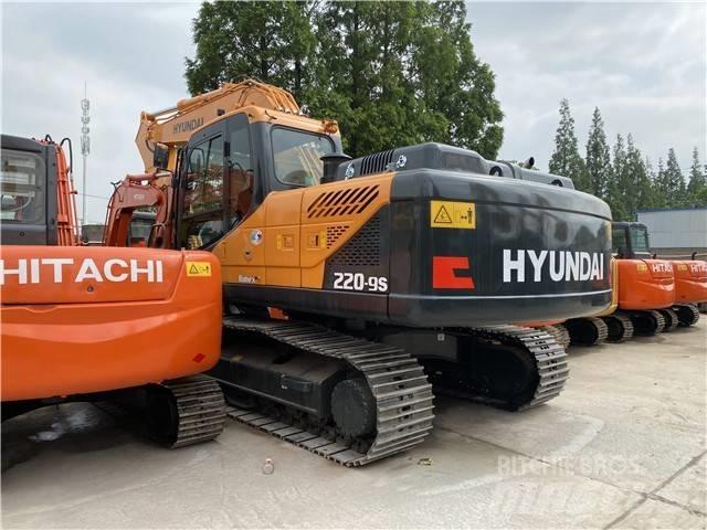 Hyundai Robex 220 LC Bageri guseničari