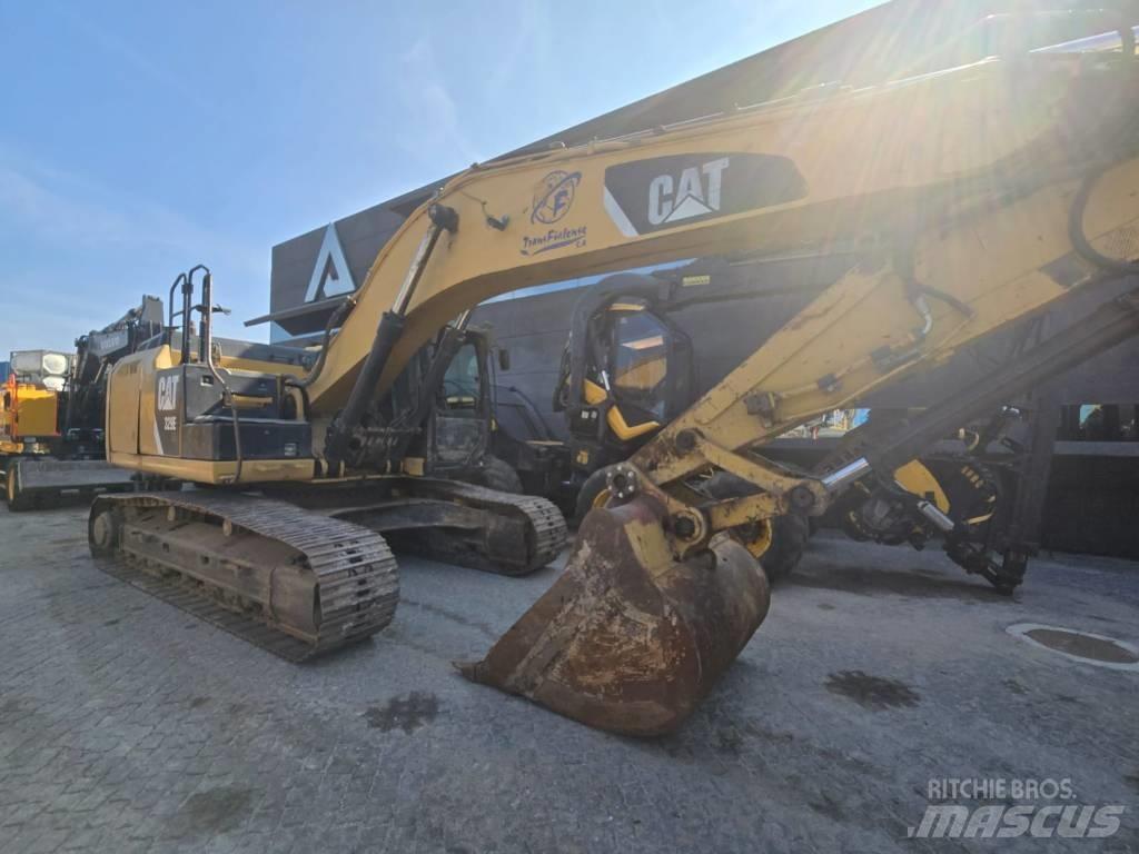 CAT 329 E LN Bageri guseničari