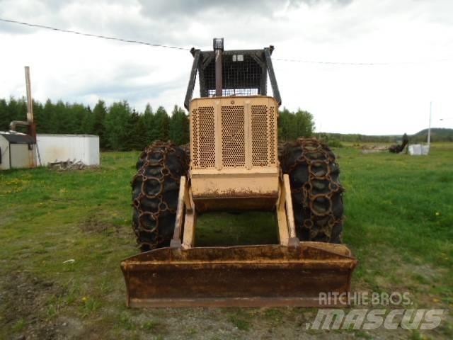 International S8A Skideri