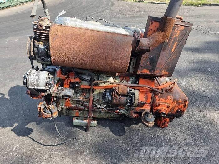  Engines F4L912 Ostale kargo komponente