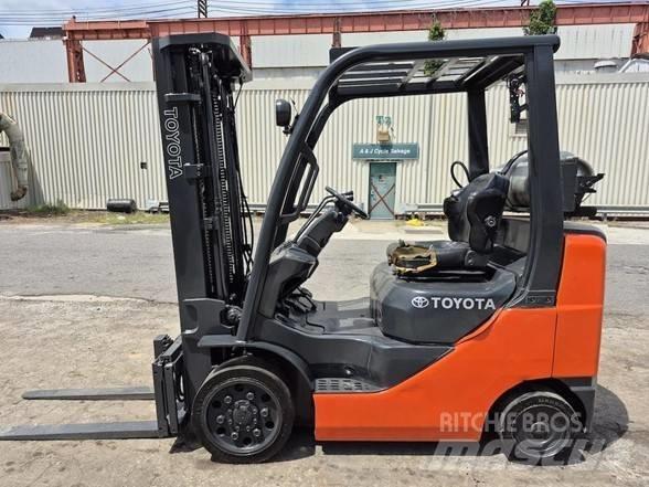 Toyota 8 FGCU 25 Viljuškari - ostalo