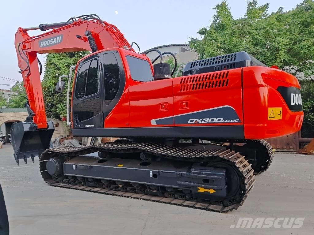 Doosan DX 300 LC-9C Bageri guseničari