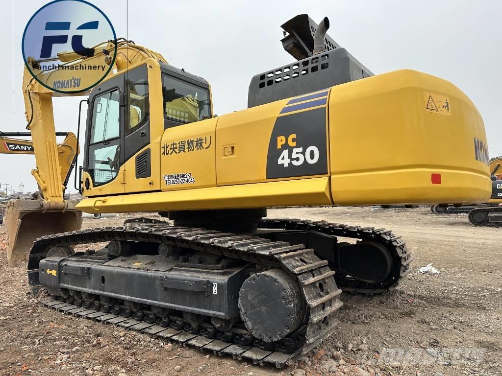 Komatsu 450 Bageri guseničari