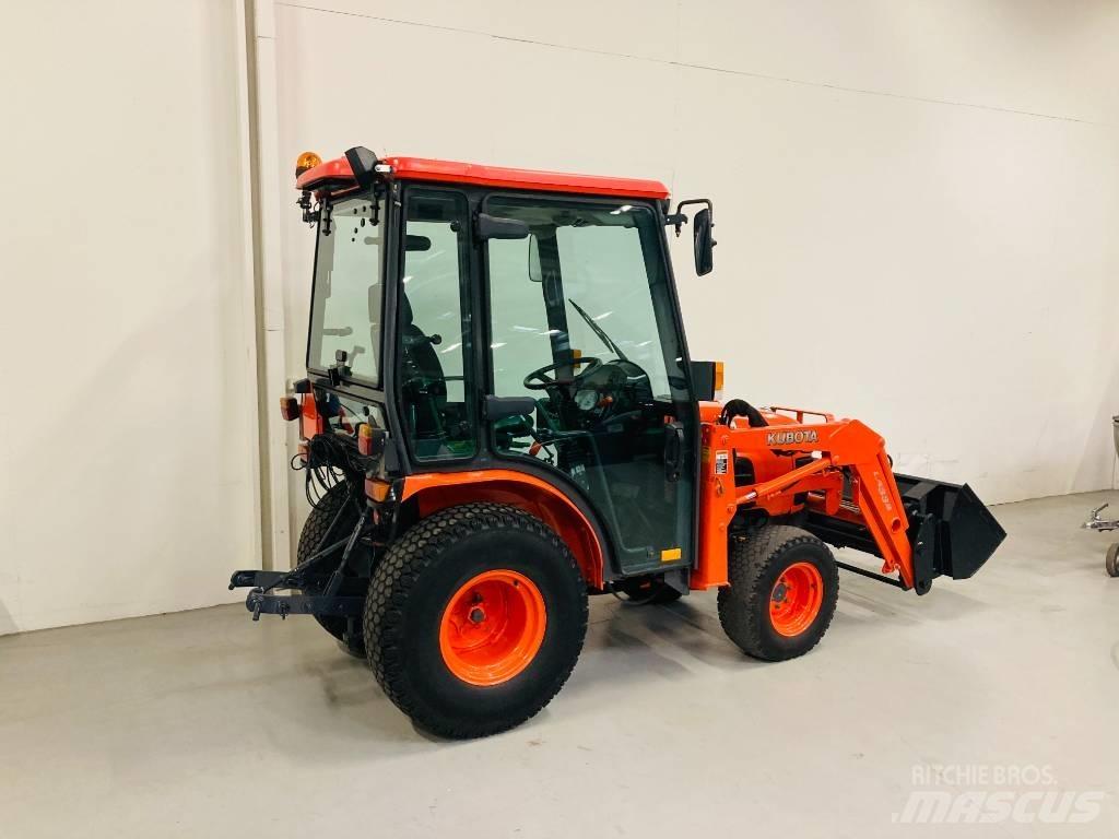 Kubota B2530 Manji traktori