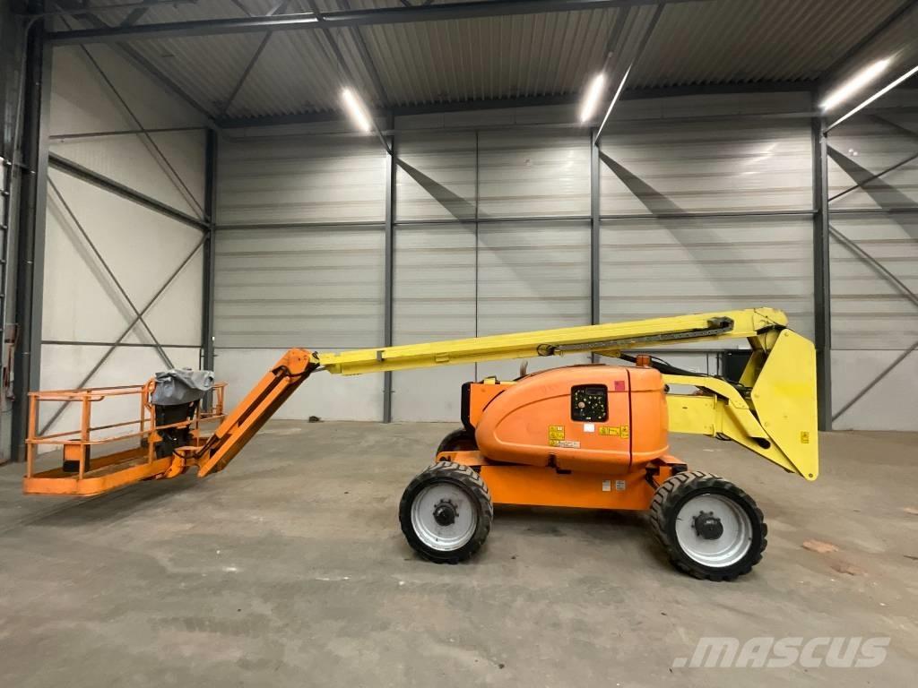 JLG 600 AJ   4x4x4 Zglobne podizne platforme