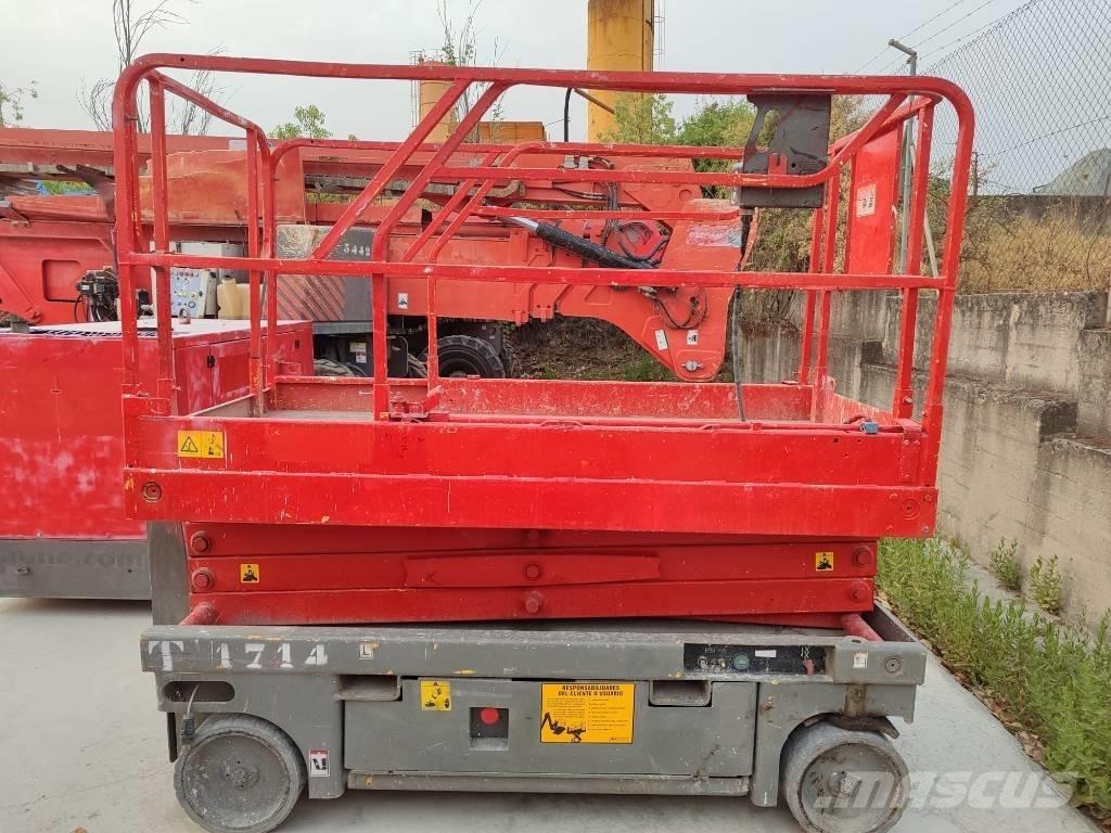 Haulotte Compact 10 Makazaste platforme