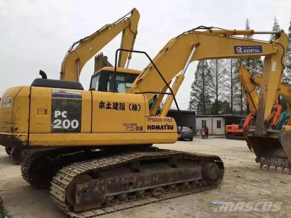Komatsu pc220-7 Bageri guseničari