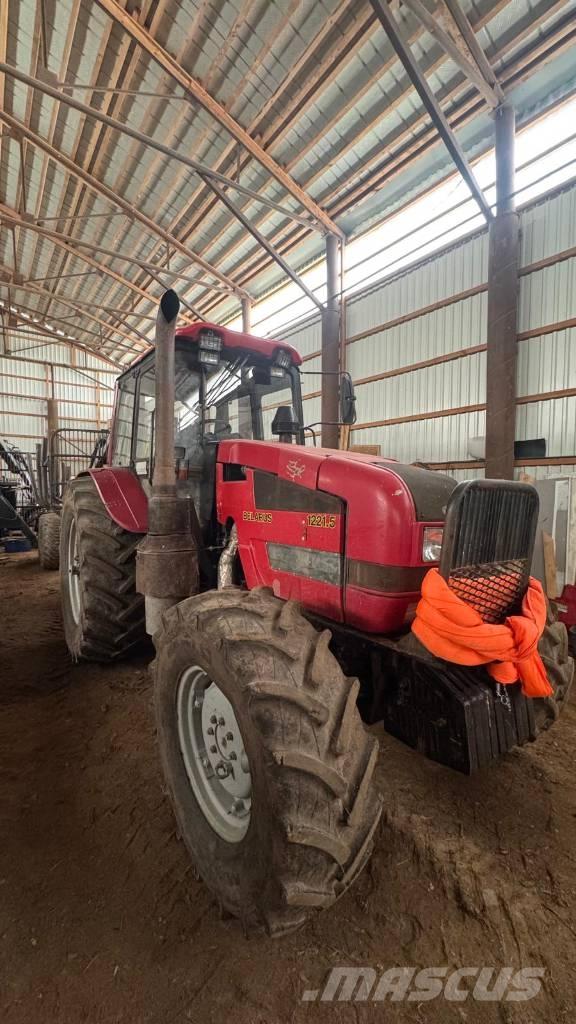 Belarus 1221.5 Traktori