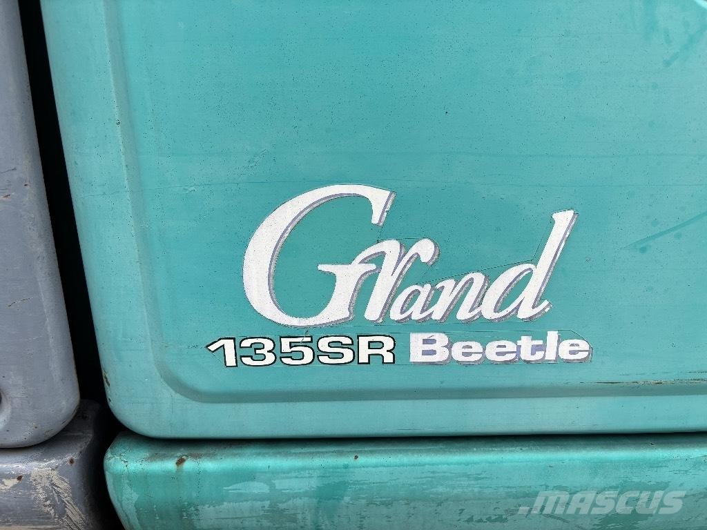 Kobelco SK 135 Bageri guseničari