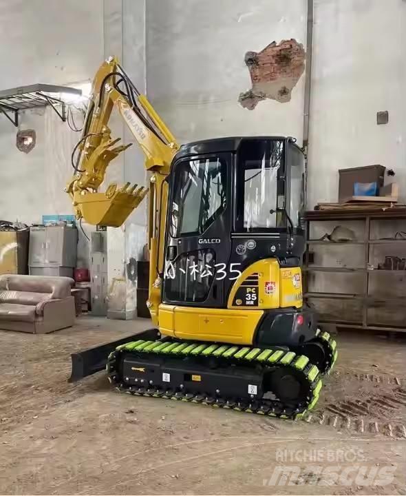 Komatsu PC35MR Bageri guseničari